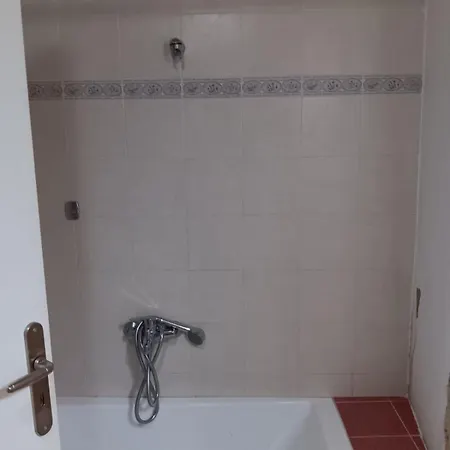 Apartment Traditional