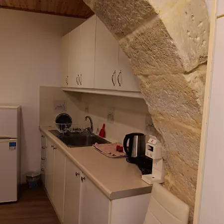 Apartment Traditional